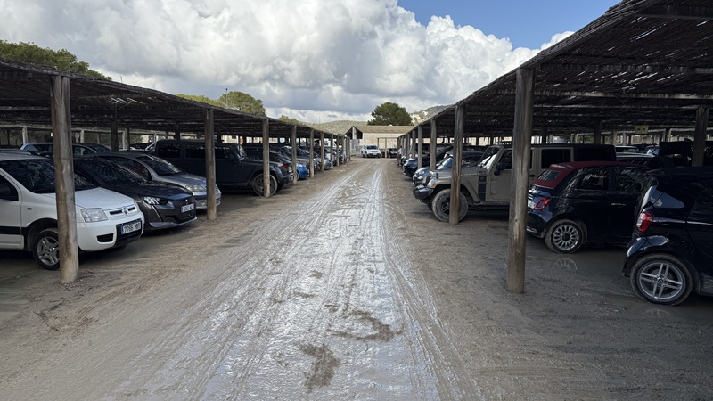 Primer Baño del Año Parkplatz