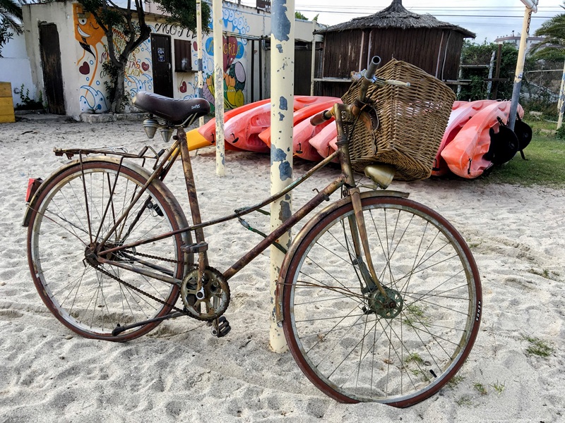 Ibiza mit dem Fahrrad erkunden